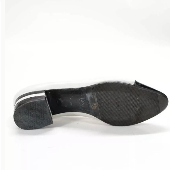 🔥🔥🔥’CHANEL”🔥🔥COLOR BLOCK HEEL🔥🔥🔥 - Picture 3 of 5